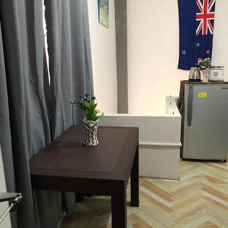 Traditional Private Guesthouse In Patar Beach Bolinao Esterno foto